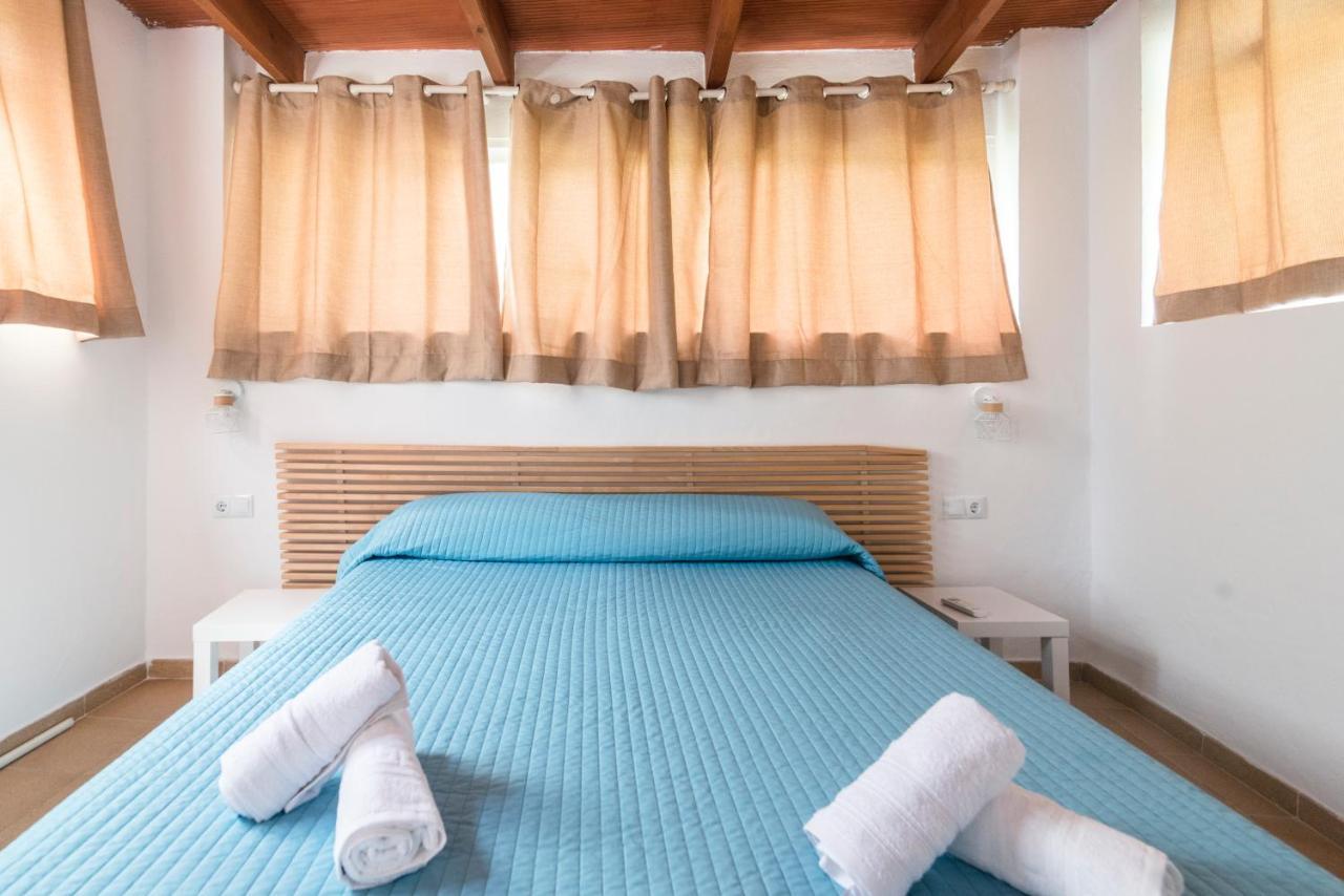 Apartamentos Mayans San Ferrán de ses Roques Exterior foto