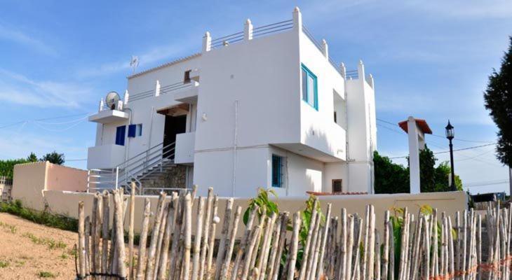 Apartamentos Mayans San Ferrán de ses Roques Exterior foto
